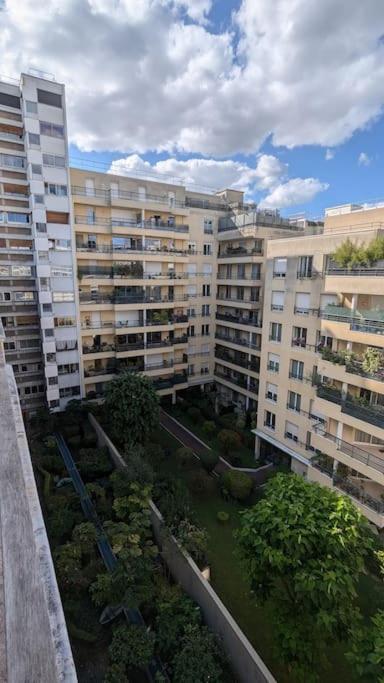 Appartement Esprit Vintage Avec Piscine, Proche Du Metro *